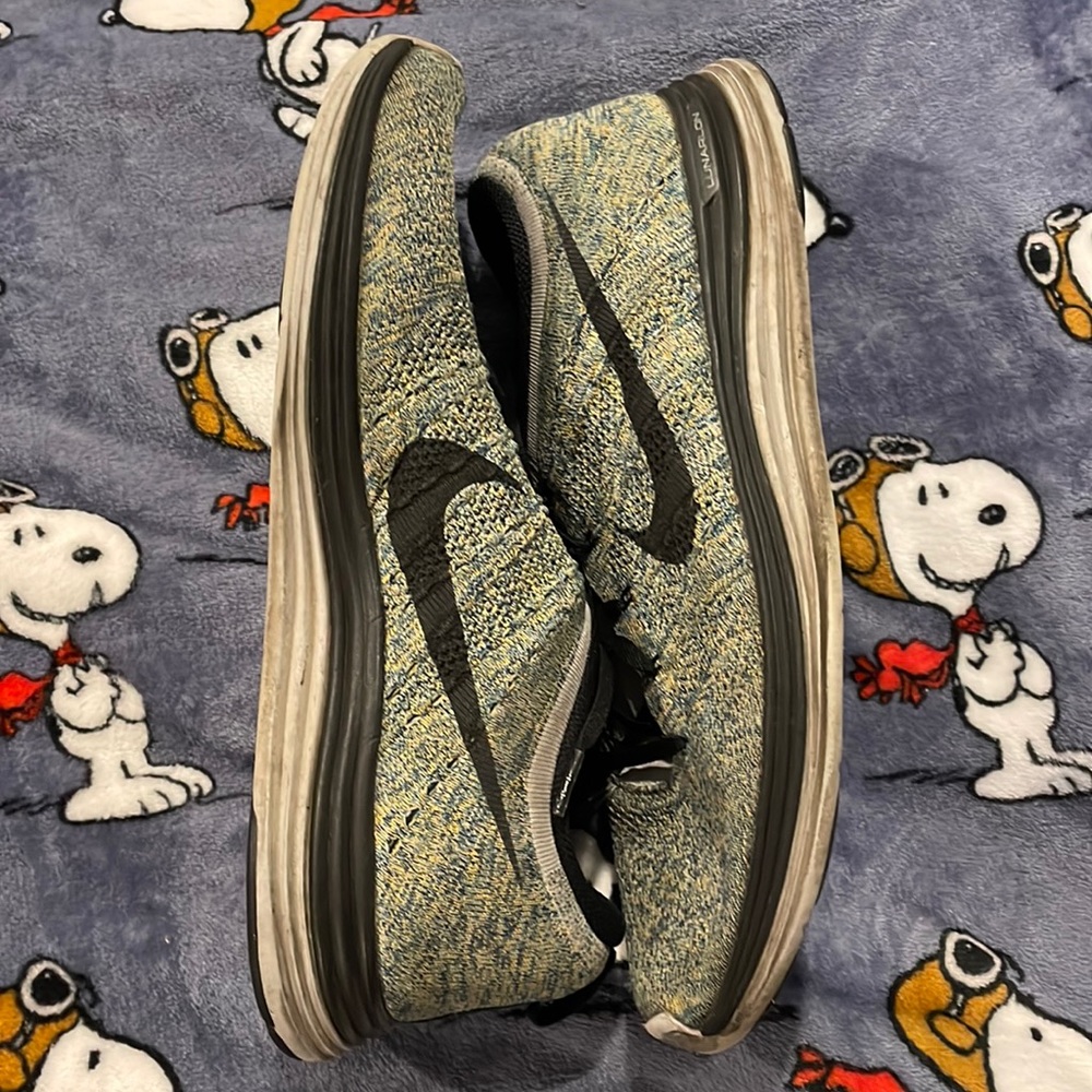 Nine lunarlon running shoes size 12